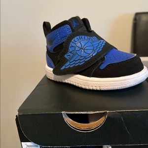 Jordan Sky 1s